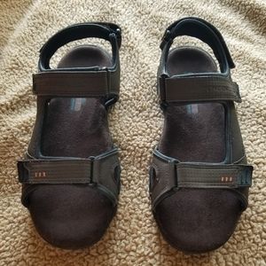 Sketchers Men's Relaxedfit: Conner-Louden Extra Wide Brown Sandal, Size 9